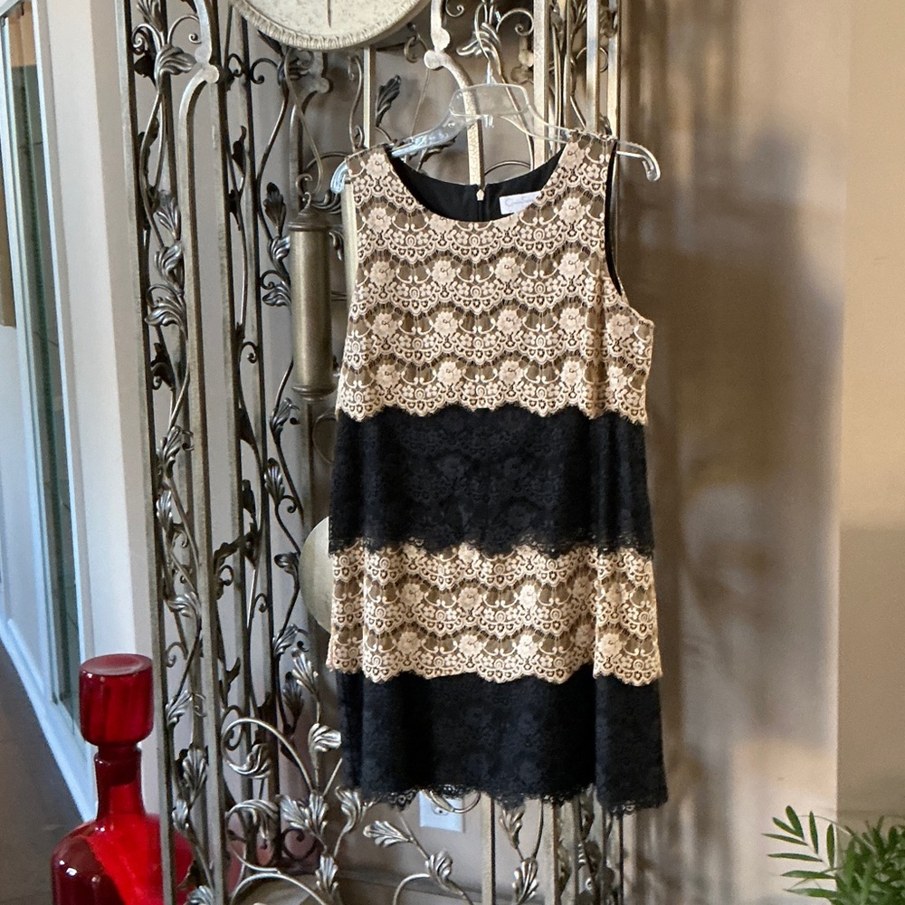 Jessica Simpson Black and Cream Lace Dress
